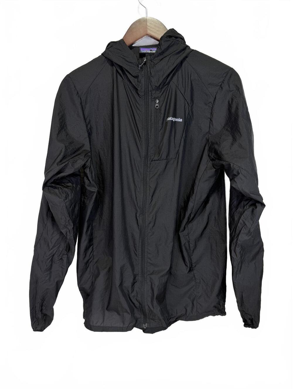Patagonia Black Lightweight Windbreaker Hooded Jacket, Size M